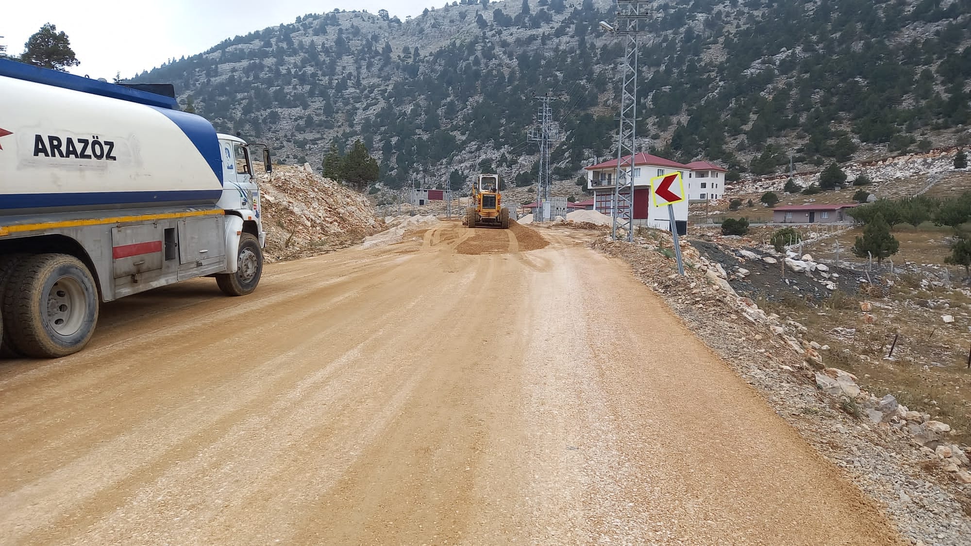 Adana Büyükşehir Belediyesi Sınırları İçerisinde Toprak İşleri Sanat Yapıları Üst Yapı (Alttemel, Temel, Sathi Kaplama, Bsk) Onarımı ve Yapımı İşi